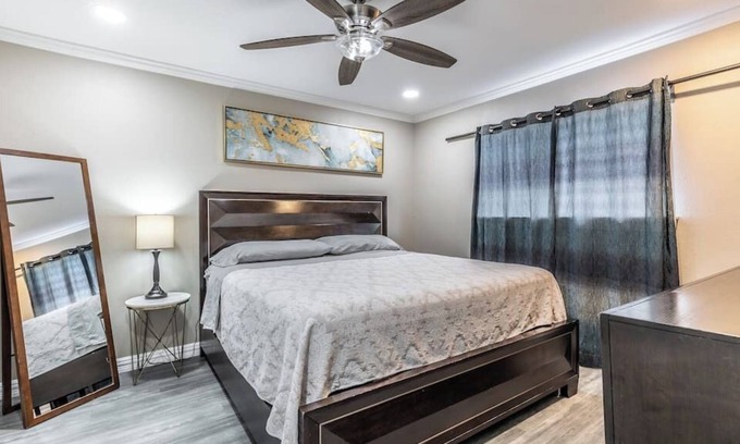 Southwest Carrollton House | Retreat to a Stylish Gem Gorgeous Hideout
