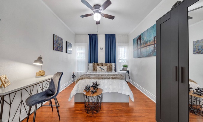 Eastside House | Retro Row Paradise