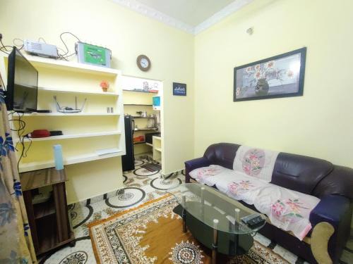 Chennai House | Retro Vibes -1BHK