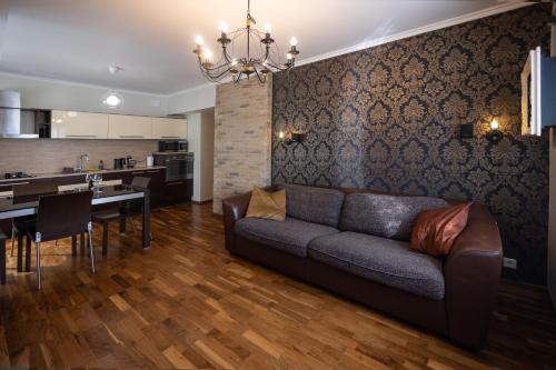 Lasnamae Apartment | Revalia T1 Airport-Bus Station One-Bedroom Apartment