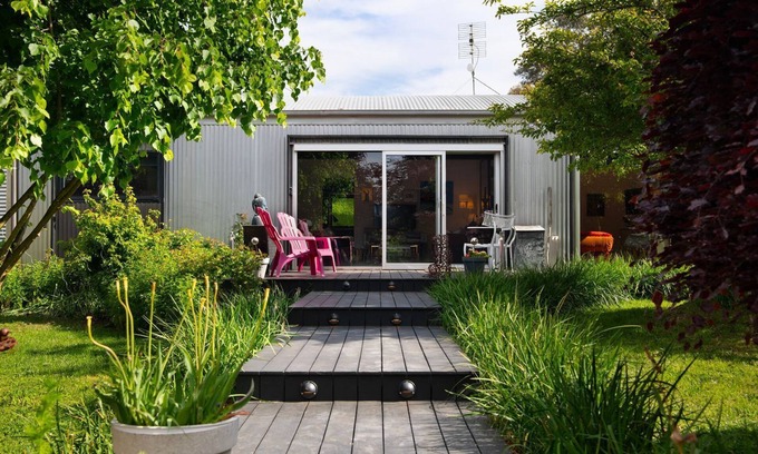 Lyonville House | Reverie 101- luxury escape with native bush views