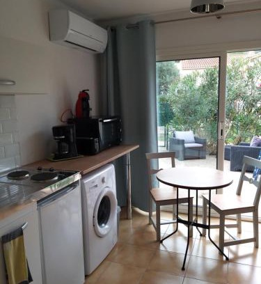 Arles-sur-Tech Apartment | Rez de jardin cosy avec terrasse fleurie