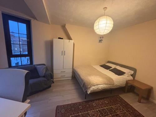 Hoxton West Apartment | Rhodes house