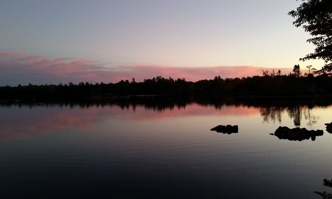 Annapolis Subdivision D Cottage | Rhodie's Rest Cottage Weekly Rentals Annapolis County Nova Scotia April/Nov