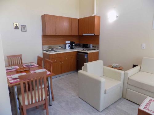 Megali Ammos Apartment | Rhodon House