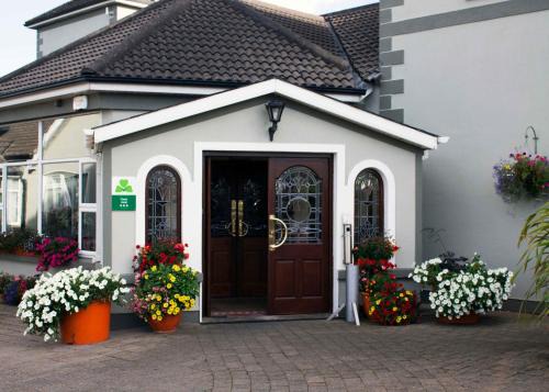 Waterford Hotel | Rhu Glenn Hotel