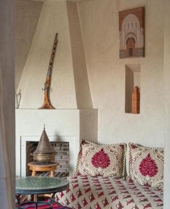 Tameslouht House | Riad Agafay Oasis