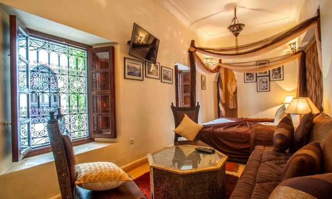 Riad Zitoun Jdid Bed & Breakfast | Riad Anabel - Canelle spacious double room