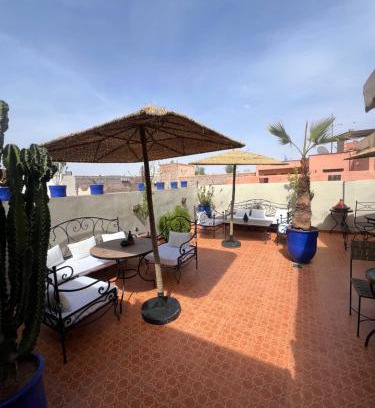 Zaouia Sidi Rhalem Bed & Breakfast | Riad La Perla Bianca