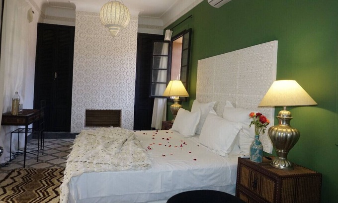 Sidi Bou Amar House | Riad New Moon, 10 min to the square jamaae lafna