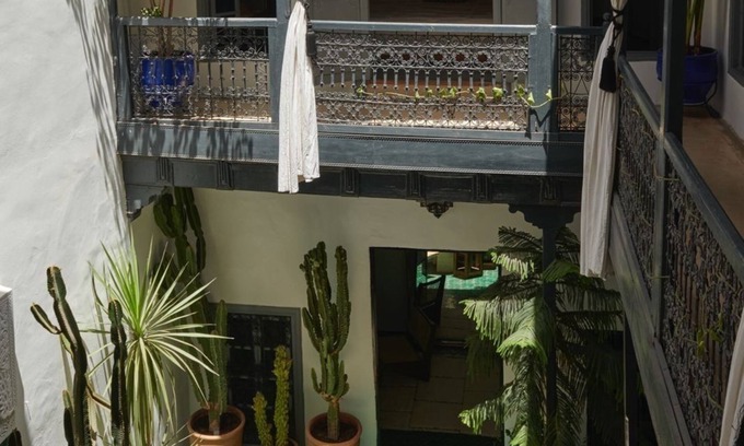Bab Doukkala House | Riad Niché au Coeur de la Médina