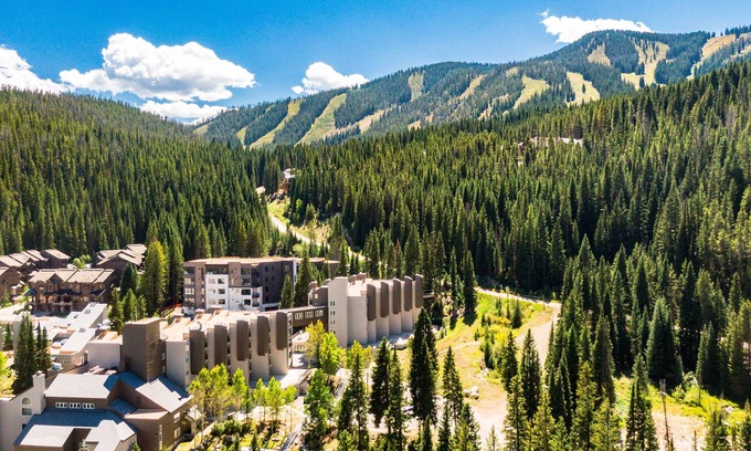 Winter Park Condo | Ride & Relax: Hot Tub, Pool, and Bike Adventures