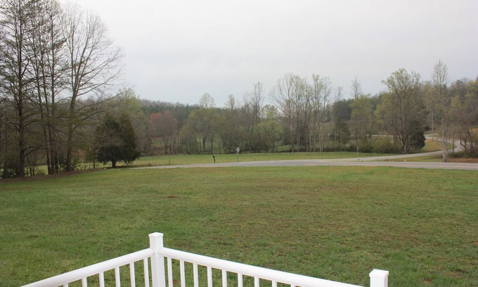 Mill Spring House | Rider's Rest #1: Within 2 Miles Of Tryon International Equestrian Center
