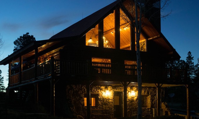 Pagosa Springs Cabin | Ridge Cabin: 5 BR/3 BA Log Home (5 Acres) in Pagosa Springs
