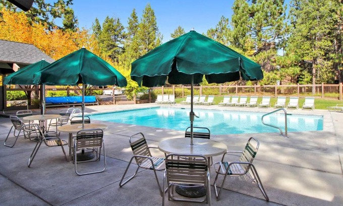 Sunriver House | Ridge Condo 15