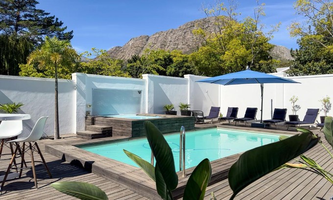 Franschhoek Villa | Riebeeck Villa - 5 min walk to Franschhoek Central