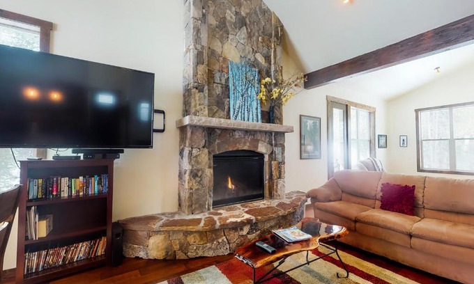 Breckenridge House | Riffel's River Retreat