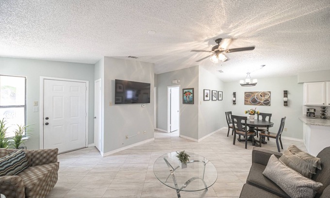 Midland House | Right At Home-Midland Northtown Place