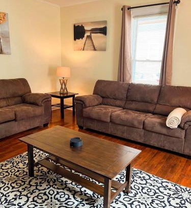 Oneonta House | Right Field All Star Baseball Rentals