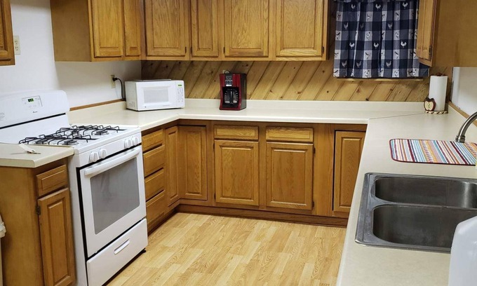 Arnold House | Right off the trails in beautiful Upper Michigan