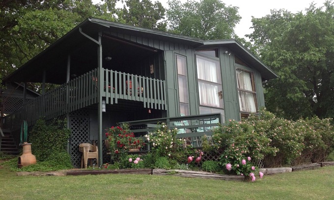 Lowell Cabin | Right on the Water! Enjoy vacation just steps from the shore. No hills.