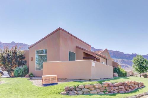 Moab South Valley House | Rim Village M1