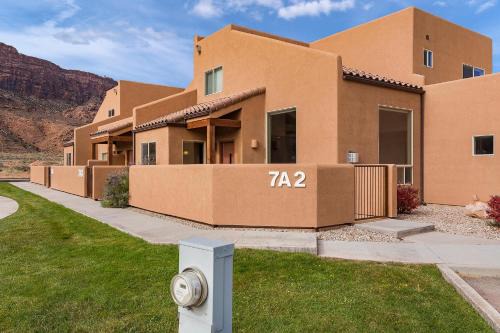 Moab South Valley House | Rim Village Vista Unit 7 A2 2