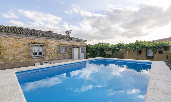 Los Franceses-la Vega House | RINCON DE LA HUERTA - Fantastic house with elevated pool and free WIFI