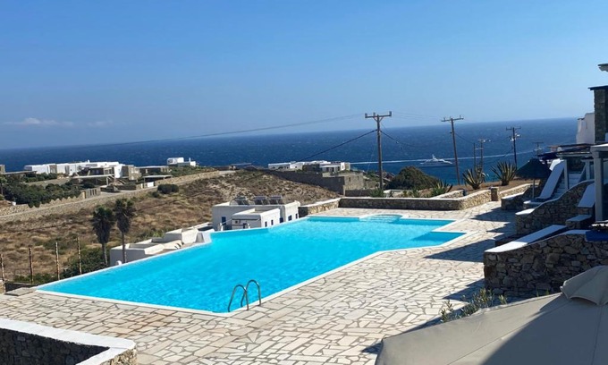 Elia Apartment | Rineia Complex by Live&Travel
