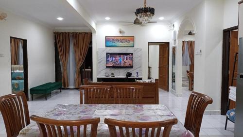 Taman Rinting House | Rinting Corner Islamic Homestay, Pasir Gudang