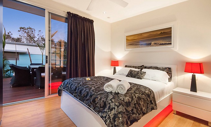 Byron Bay House | Rio Villa - Beach Suite Retreat Byron Bay