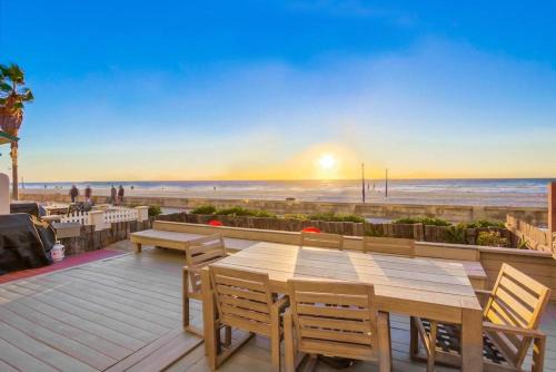 Central Mission Beach House | Rip Curl 1