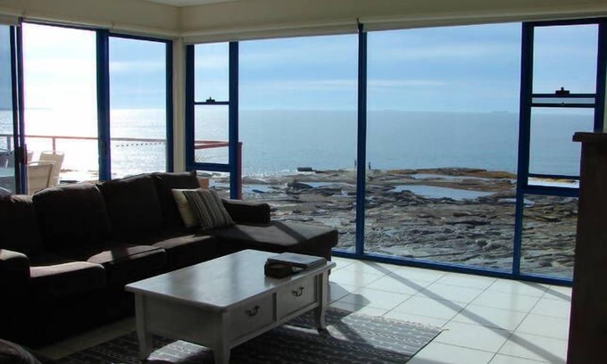 Blue Bay Apartment | Ripples on ocean at Blue Bay, Central Coast NSW Australia
