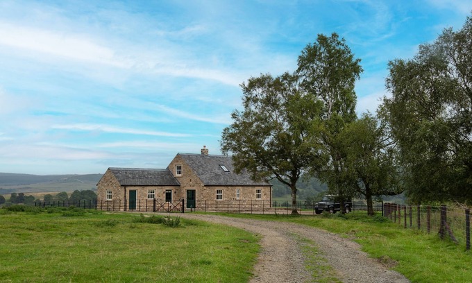 Hallington House | Risingham House - sleeps 8 in 4 bedrooms