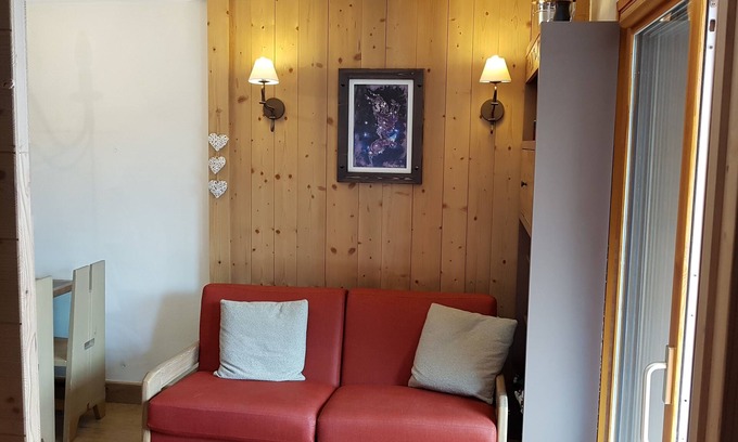 Risoul Apartment | Risoul apartment T2 4 sleeps Antarès departure and return ski-in ski-out