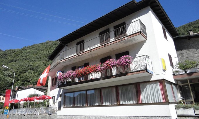 Isone Hotel | Ristorante Vedeggio