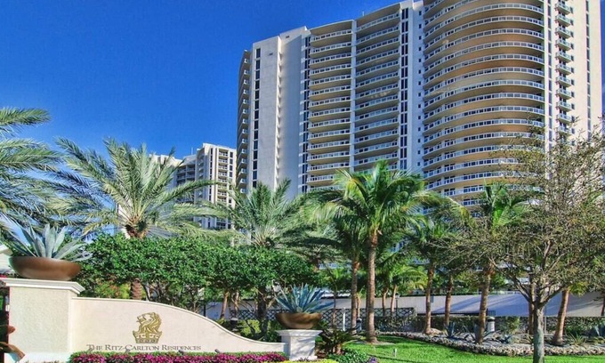 Singer Island Condo | Ritz-Carlton Singer Island, Palm Beach-Elegant Private Beachfront