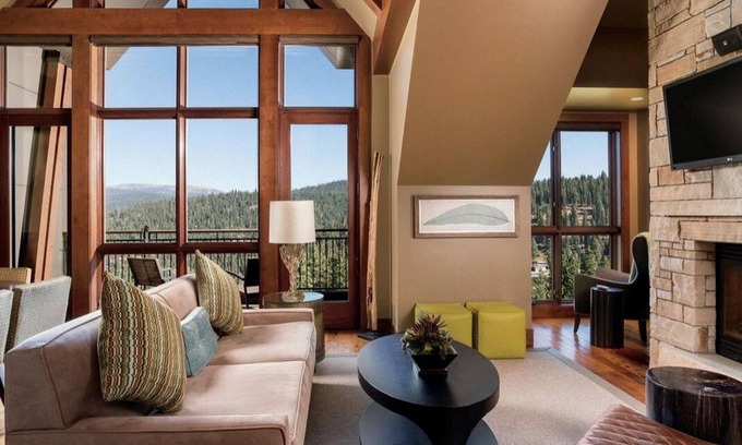 Truckee Resort | Ritz Carlton Tahoe 3 bedroom 3.5 bath residence
