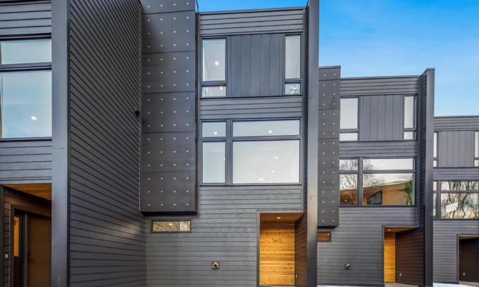 South Addition House | Ritz Waterfront