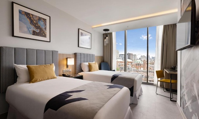 Warwick Hotel | Riu Plaza London Victoria