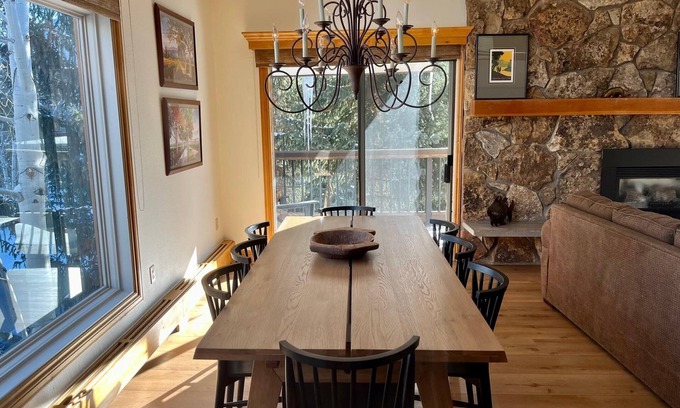 Vail Apartment | Riva Ridge 735 | 4BR Vail Village