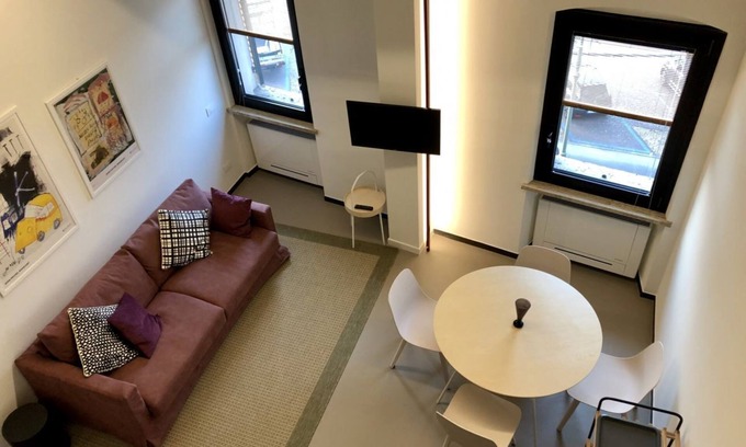 Citta Antica Apartment | Rivadige Suite 4 Verona Journeys with beautiful view on the river
