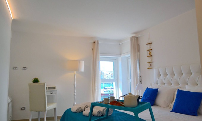 Santa Lucia Apartment | Rivamare Seaside loft - Sea & Ortigia View - wifi - walking distance