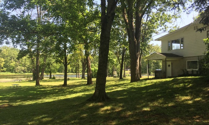 Town of Schroeppel House | River Affairs, everything you need to relax and so much more.