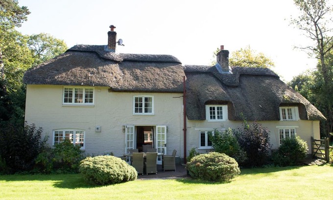 Dorchester House | River Cottage at Athelhampton House