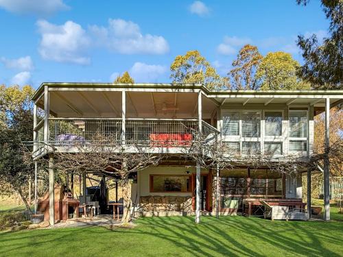 Merrijig House | River Flat