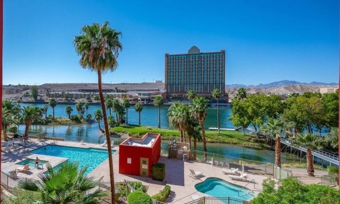 Laughlin Condo | River Front Condo, Private Beach, Boat Launch, Pool & Spa, Water Taxi to Casinos