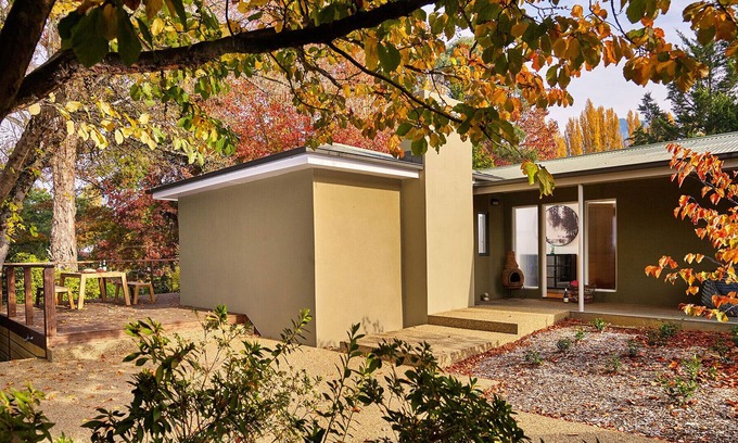 Bright House | River Frontage, boutique accommodation