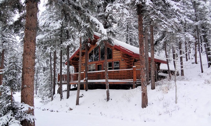 Greer Cabin | River Haven Loft managed by Cabin Butler