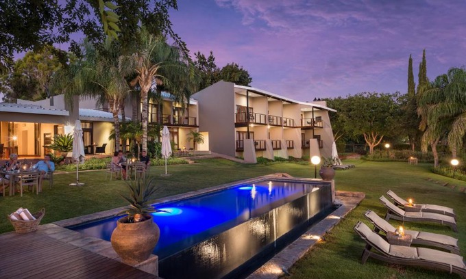Upington Bed & Breakfast | River Place Manor